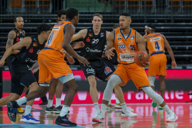 膝关节的伤 膝关节的伤